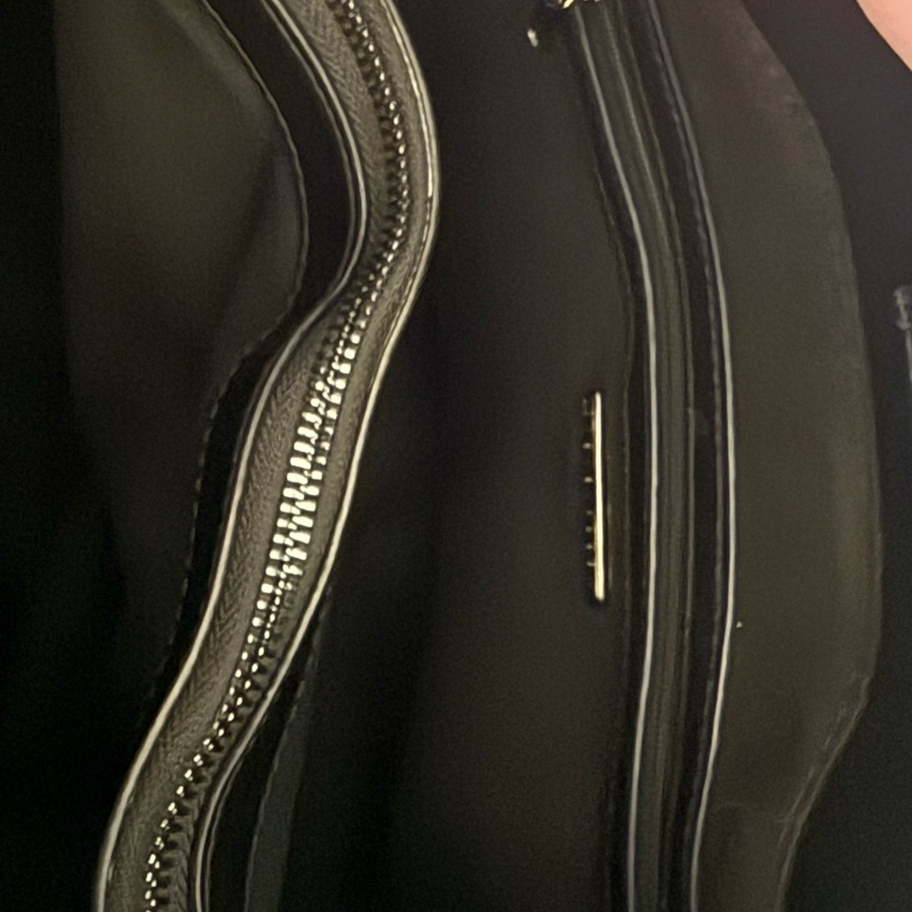 Steve Madden Black Blylla Tote Bag - NWT - Picture 5 of 9